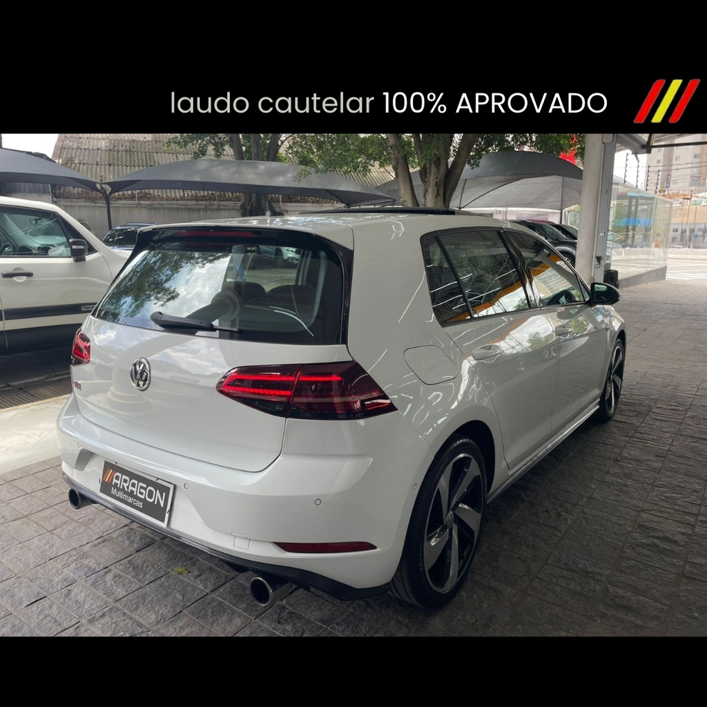 Volkswagen Golf Branco