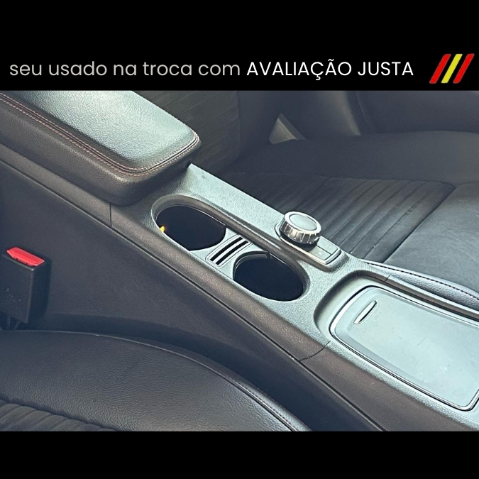 Mercedes Benz GLA-250 Cinza