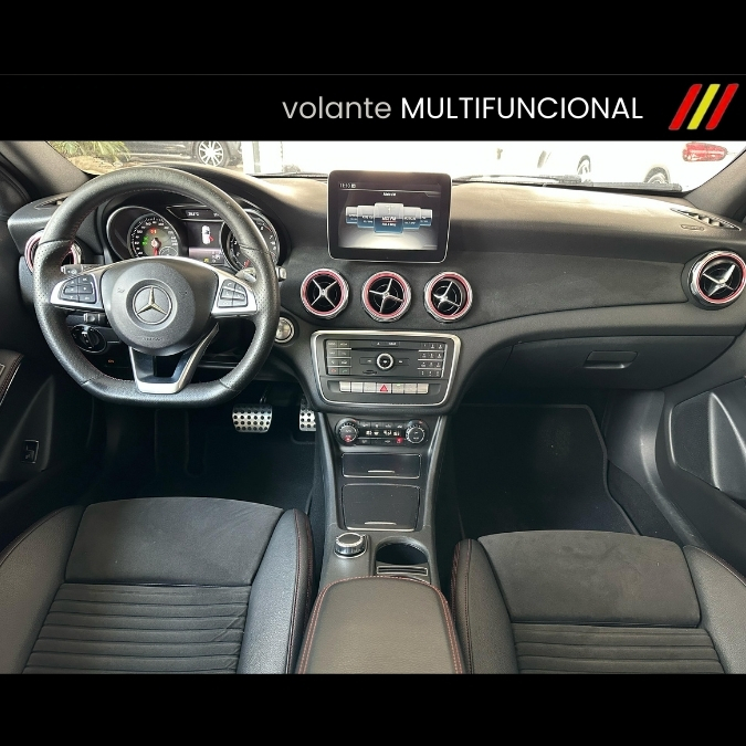 Mercedes Benz GLA-250 Cinza