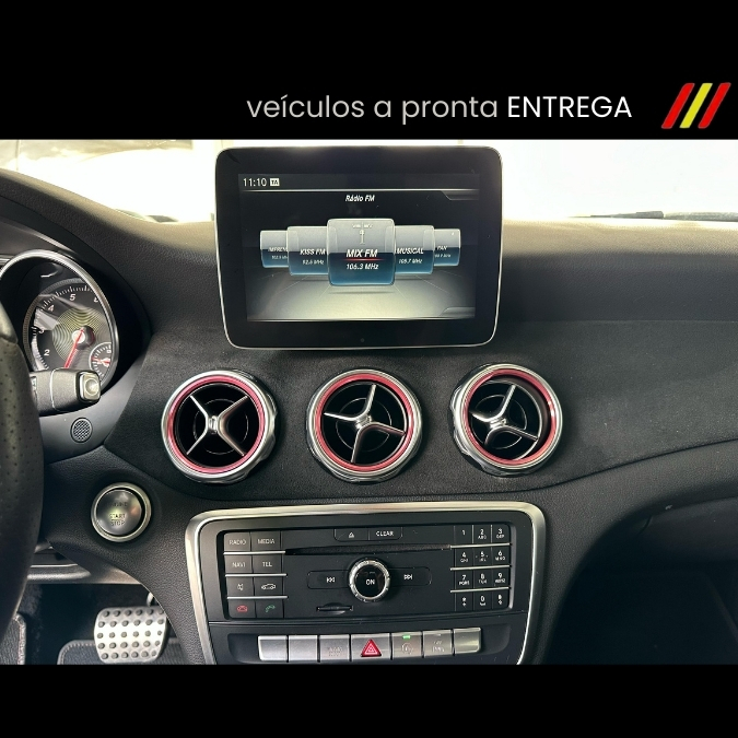 Mercedes Benz GLA-250 Cinza
