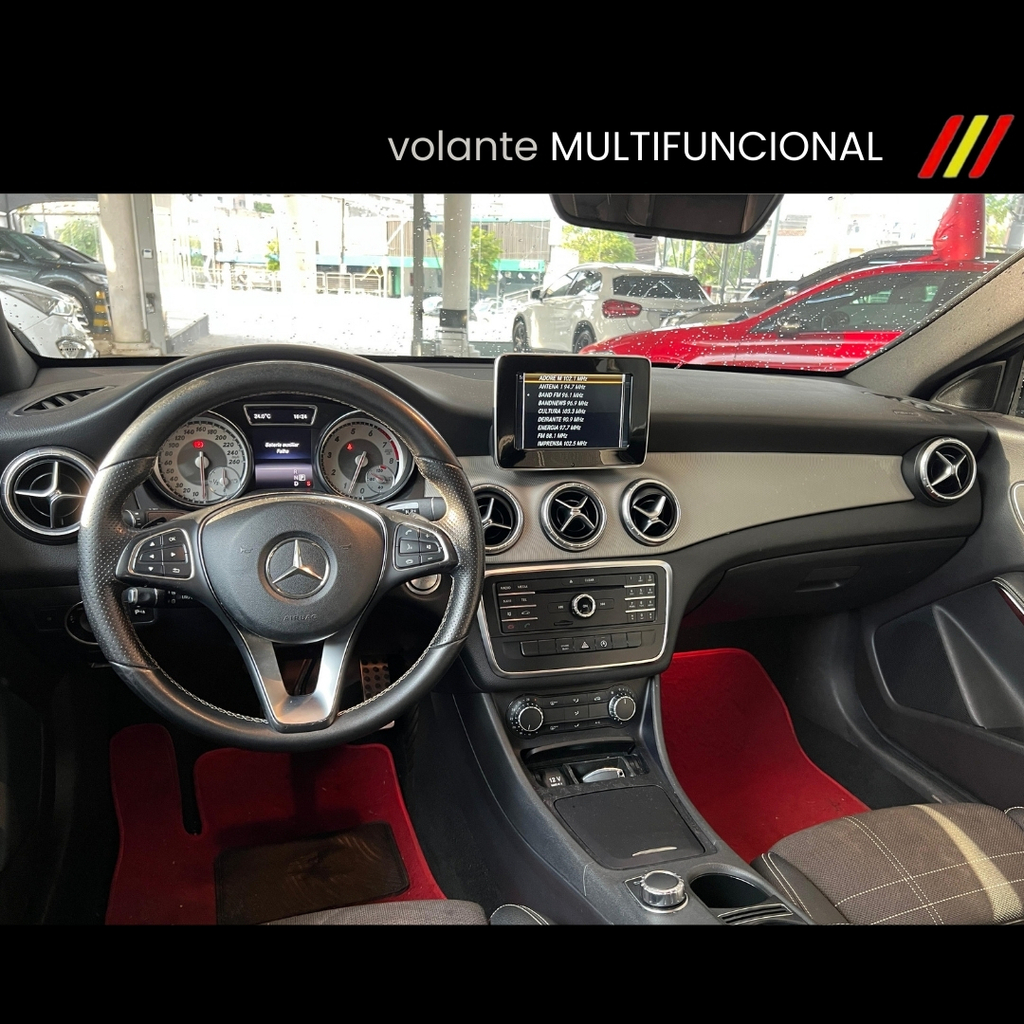 Mercedes Benz CLA-200 Preto