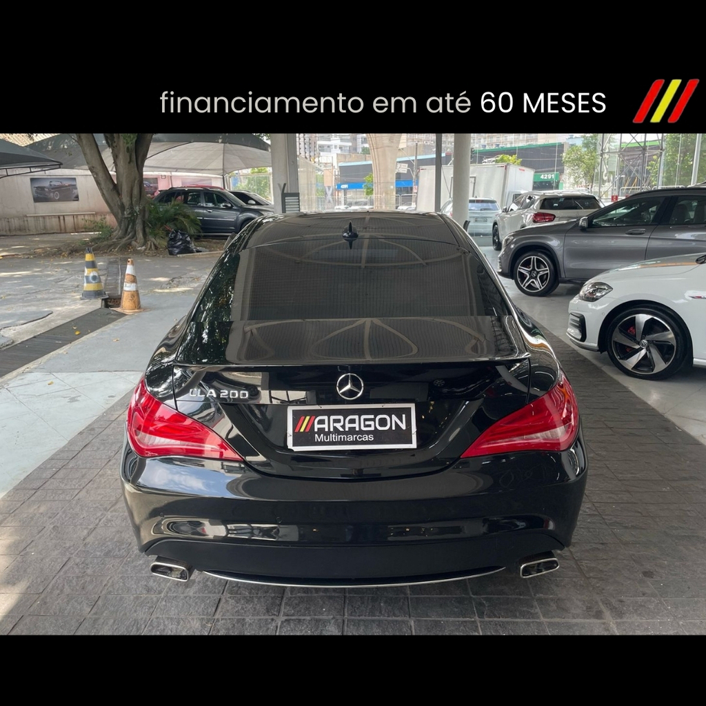 Mercedes Benz CLA-200 Preto