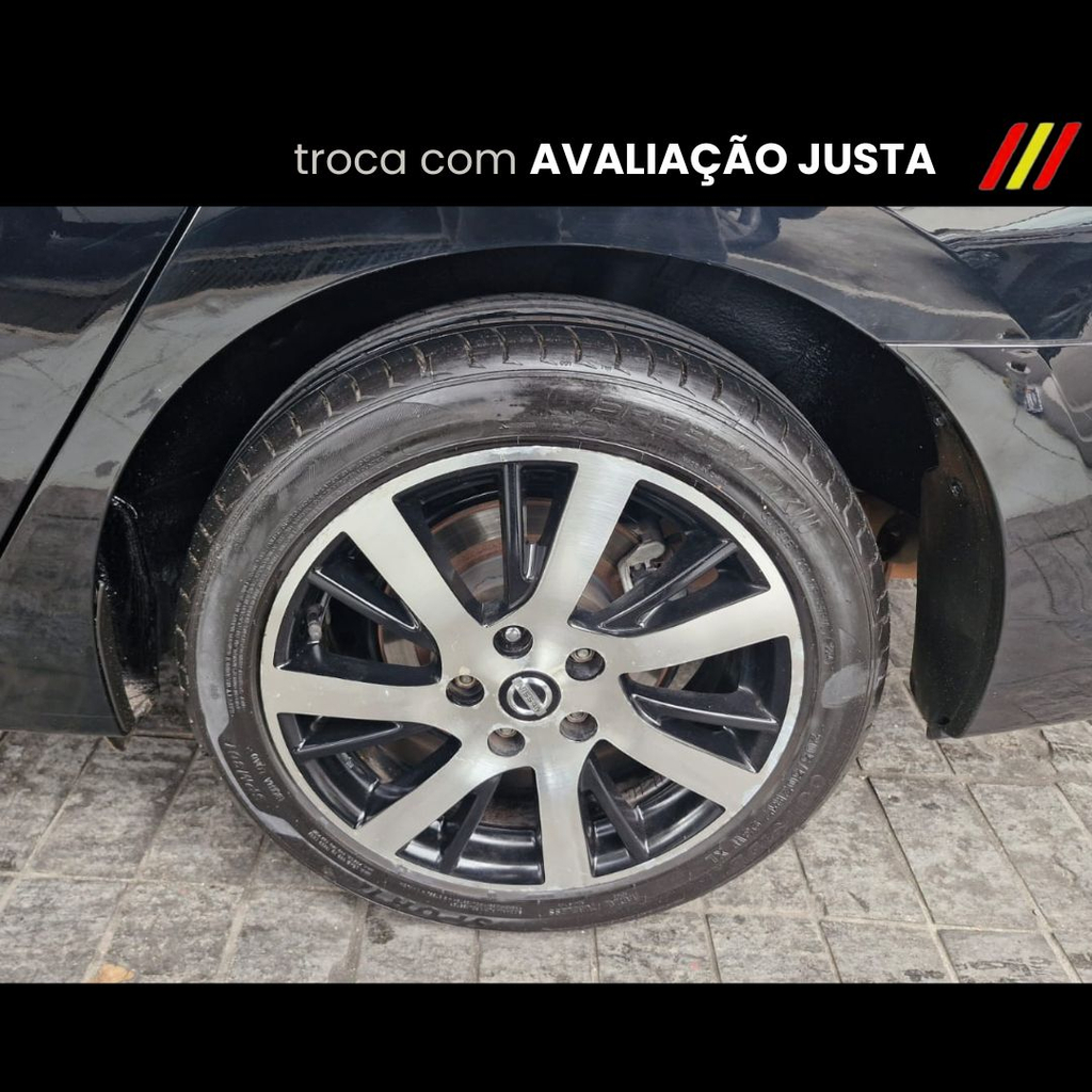 Nissan Sentra Preto
