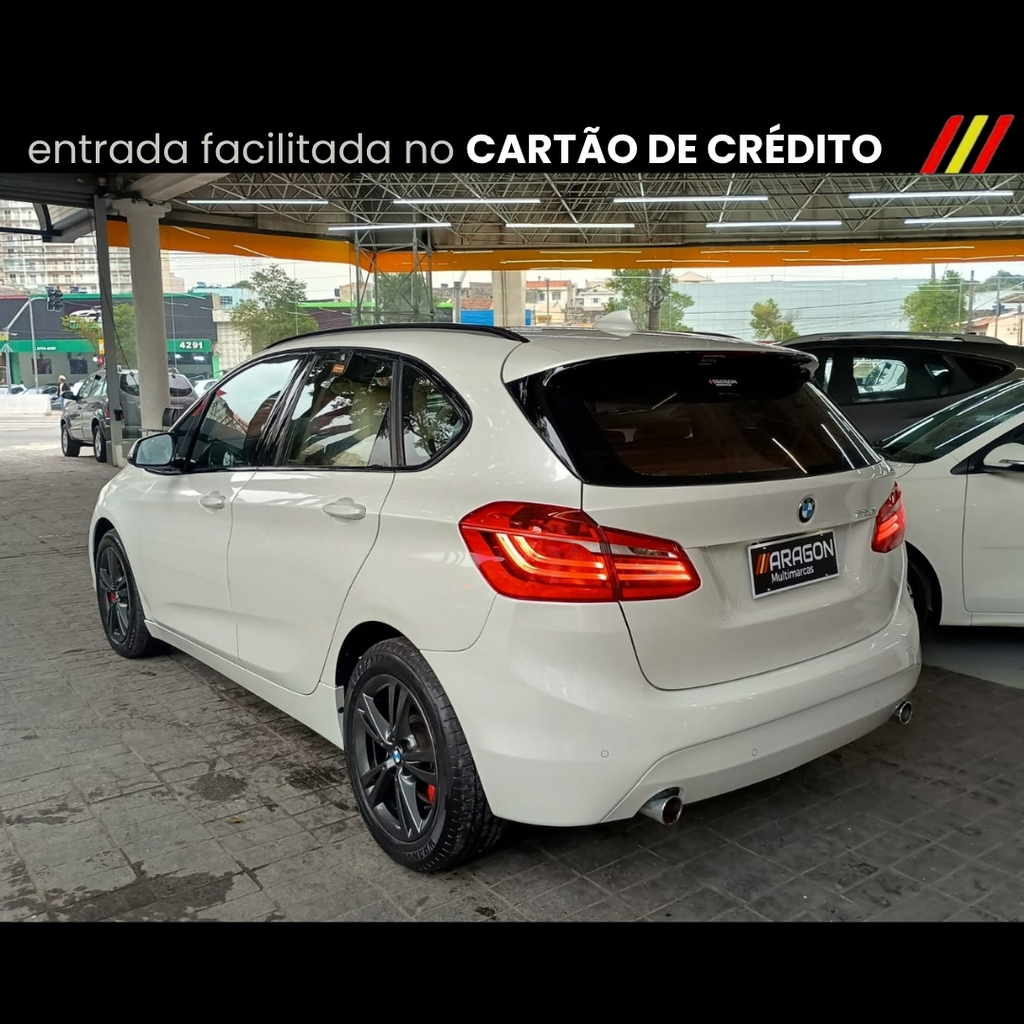 BMW 220i Branco