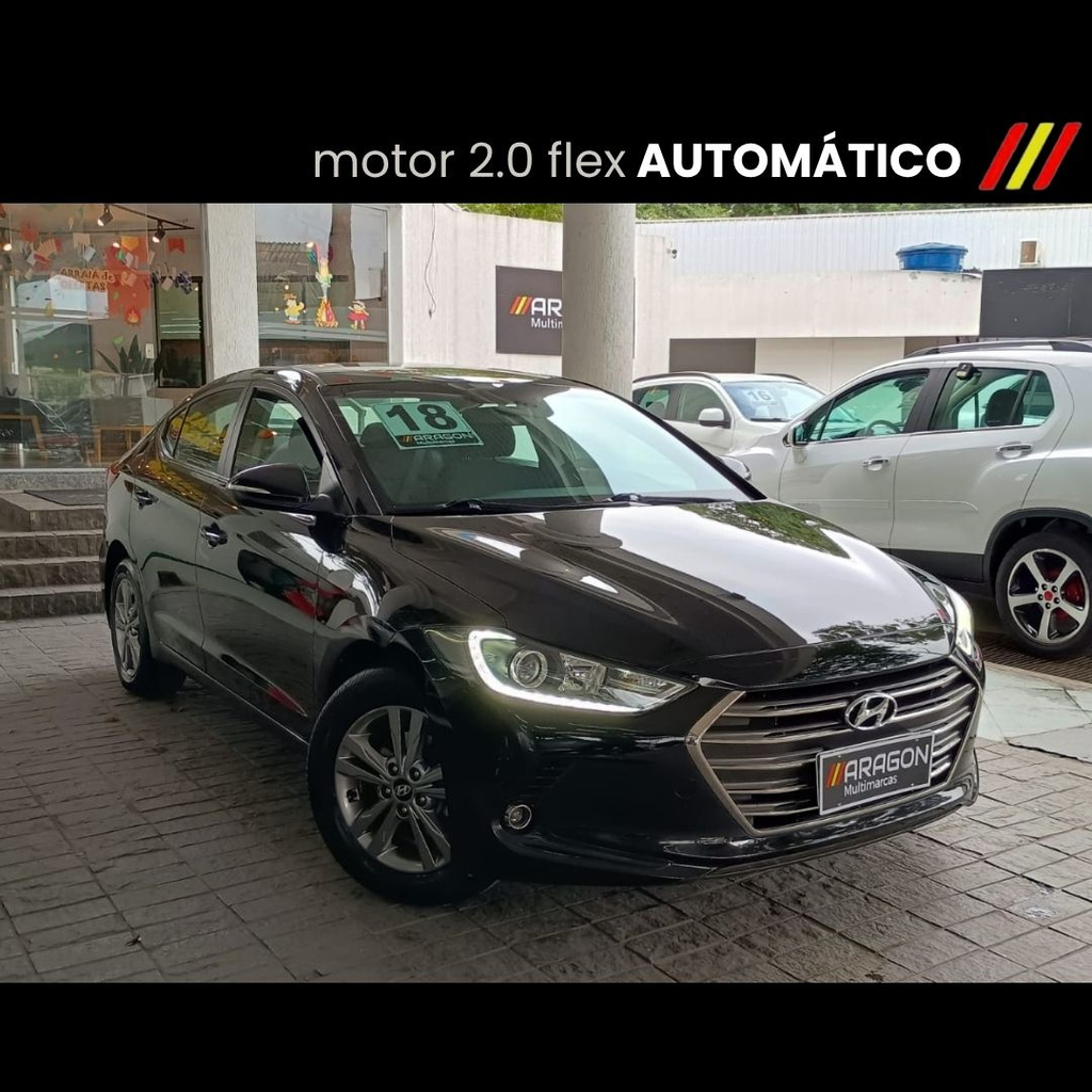 Hyundai Elantra Preto