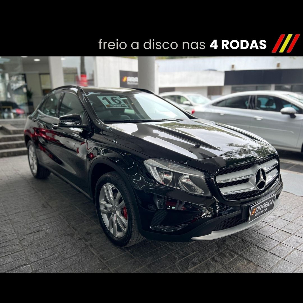 Mercedes Benz GLA-200 Preto