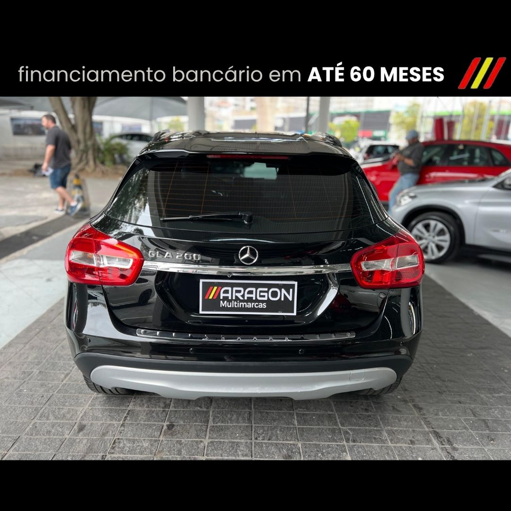 Mercedes Benz GLA-200 Preto