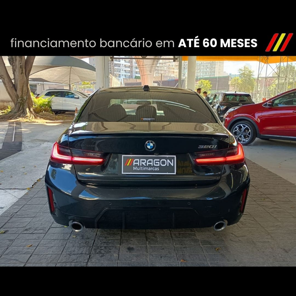 BMW 320i Preto