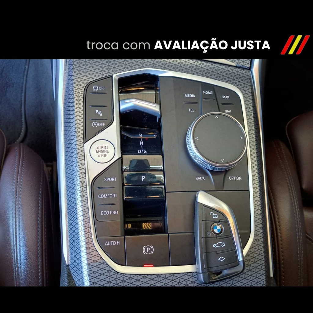 BMW 320i Preto
