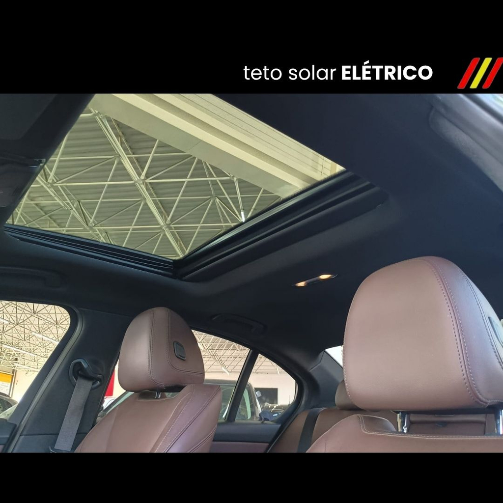 BMW 320i Preto