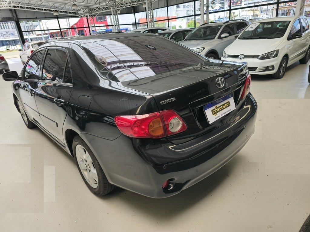 Toyota Corolla Preto