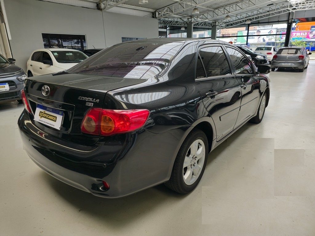 Toyota Corolla Preto