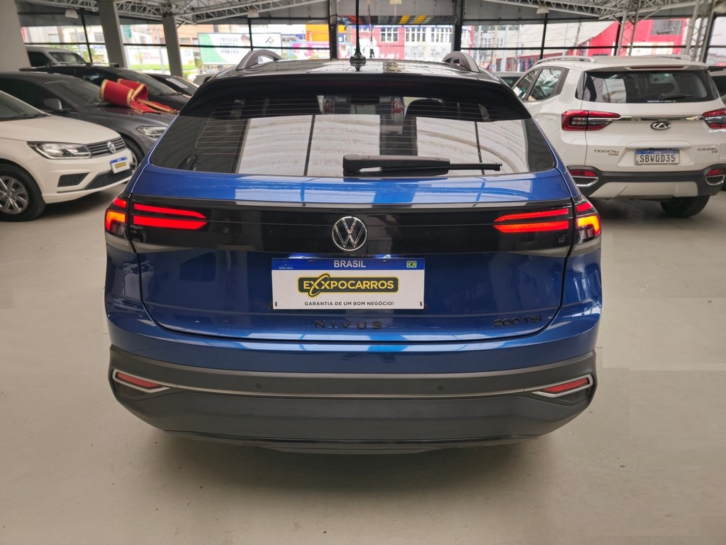 Volkswagen Nivus Azul