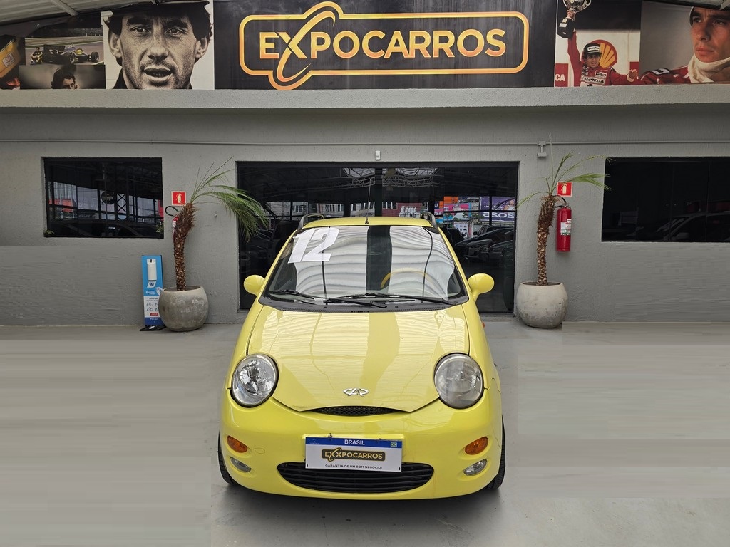 Chery QQ Amarelo