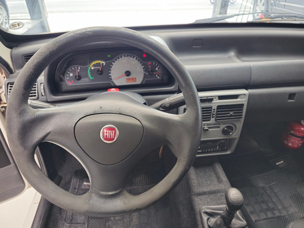 Fiat Uno Branco