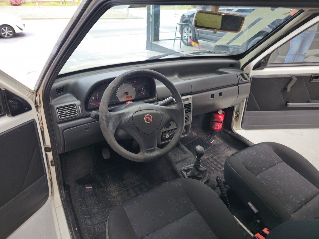 Fiat Uno Branco