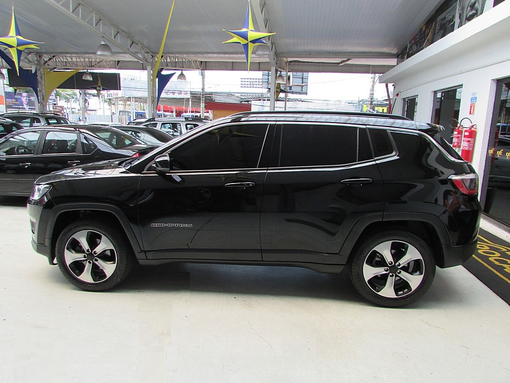 Jeep Compass Preto