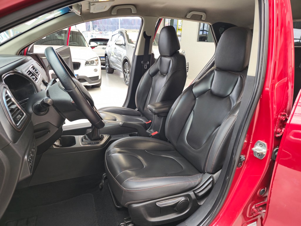JAC T40 Vermelho
