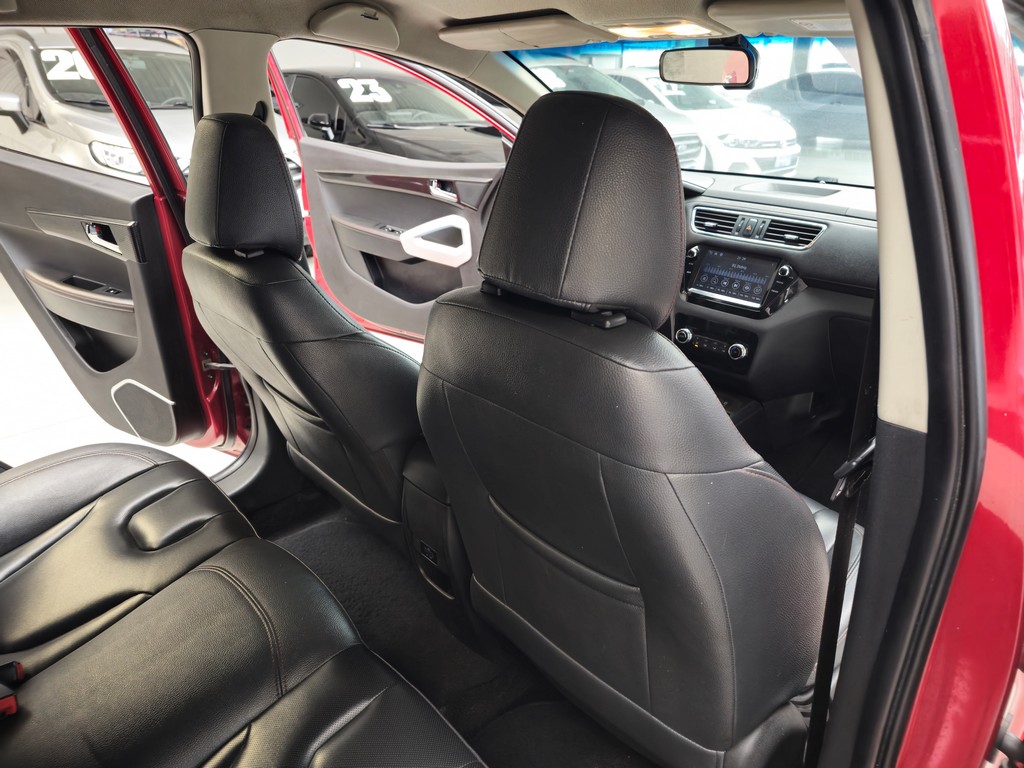 JAC T40 Vermelho
