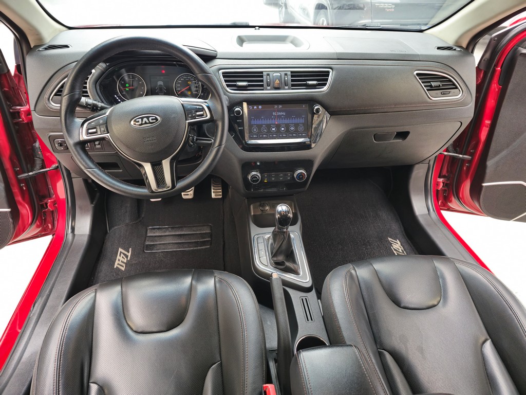 JAC T40 Vermelho