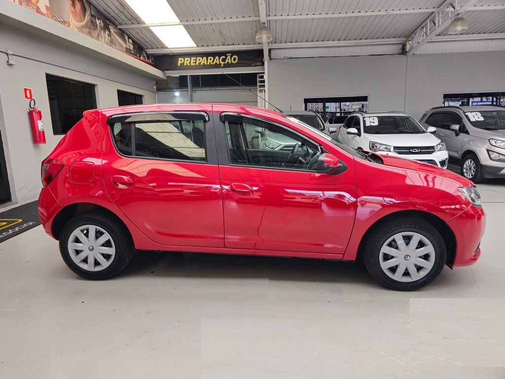 Renault Sandero Vermelho