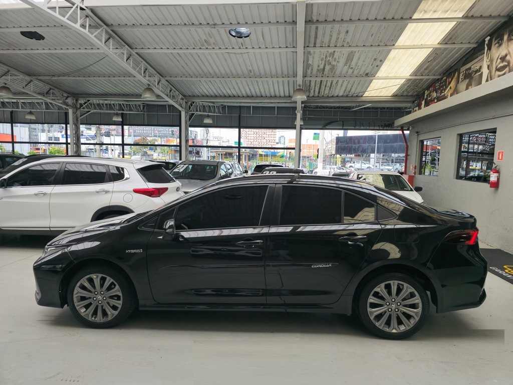 Toyota Corolla Altis Preto