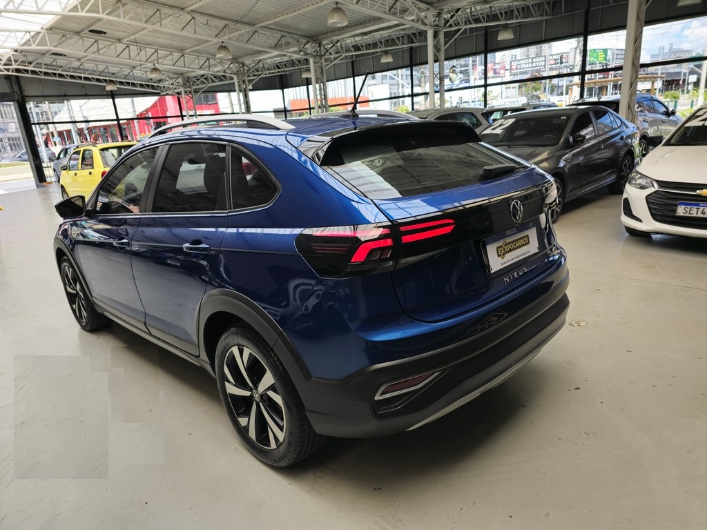 Volkswagen Nivus Azul