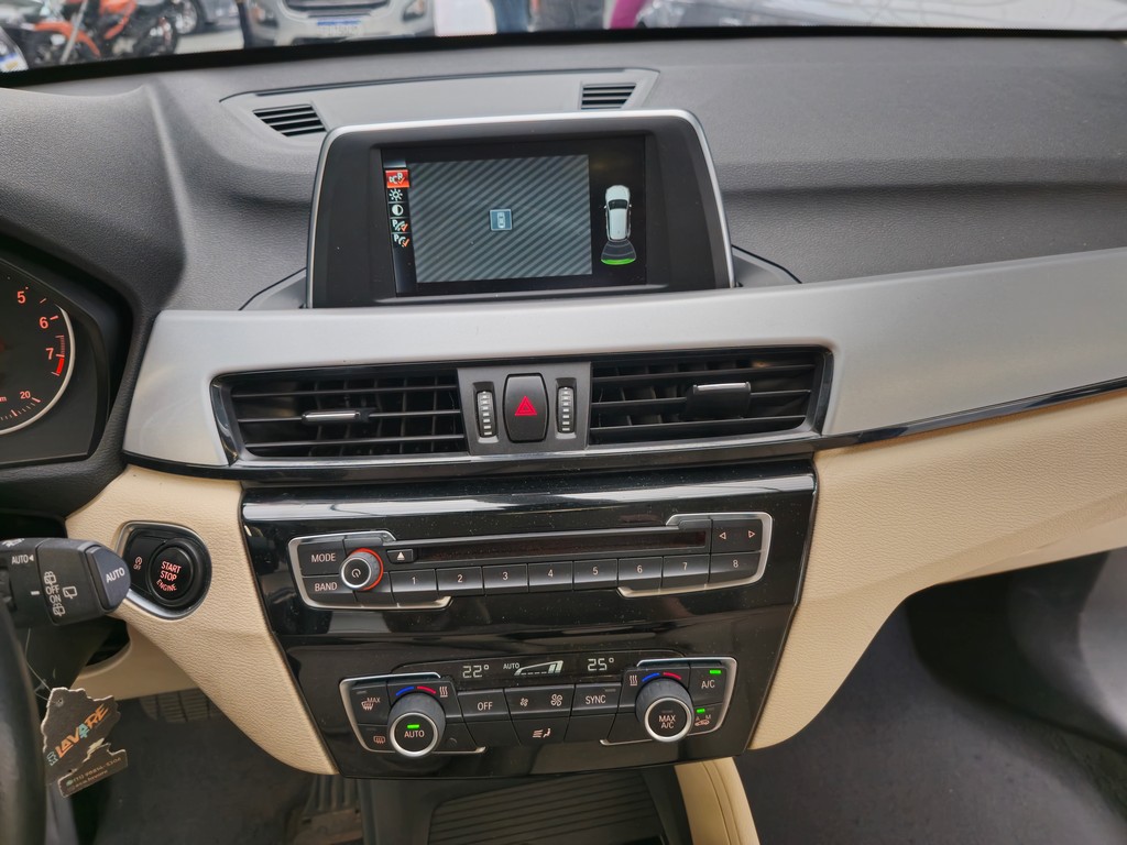 BMW X1 Branco