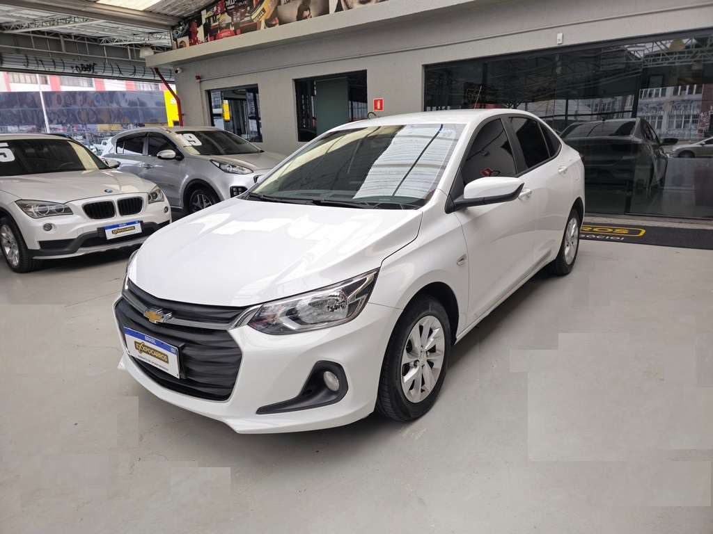 Chevrolet Onix Sedan Branco