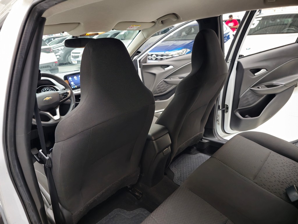 Chevrolet Onix Sedan Branco