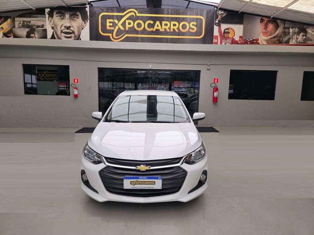 Chevrolet Onix Sedan Branco