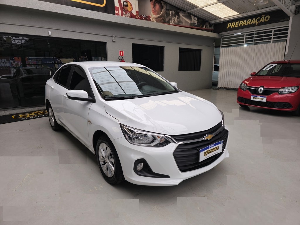 Chevrolet Onix Sedan Branco