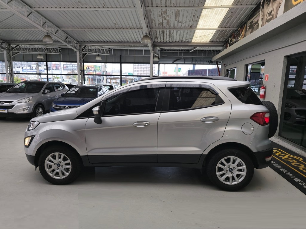 Ford EcoSport Prata