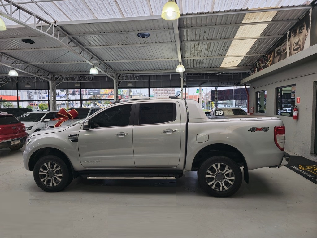 Ford Ranger Prata
