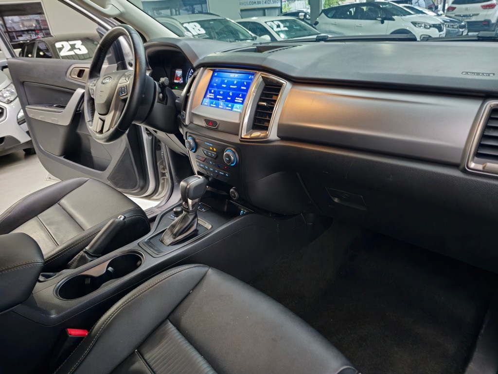Ford Ranger Prata