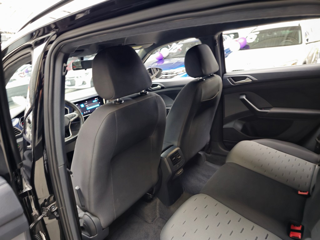 Volkswagen T-Cross Preto