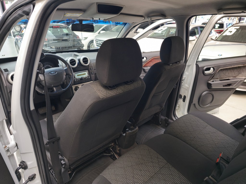 Ford EcoSport Branco