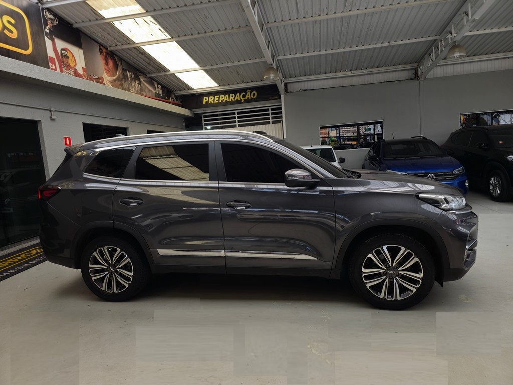 Chery Tiggo 8 Cinza