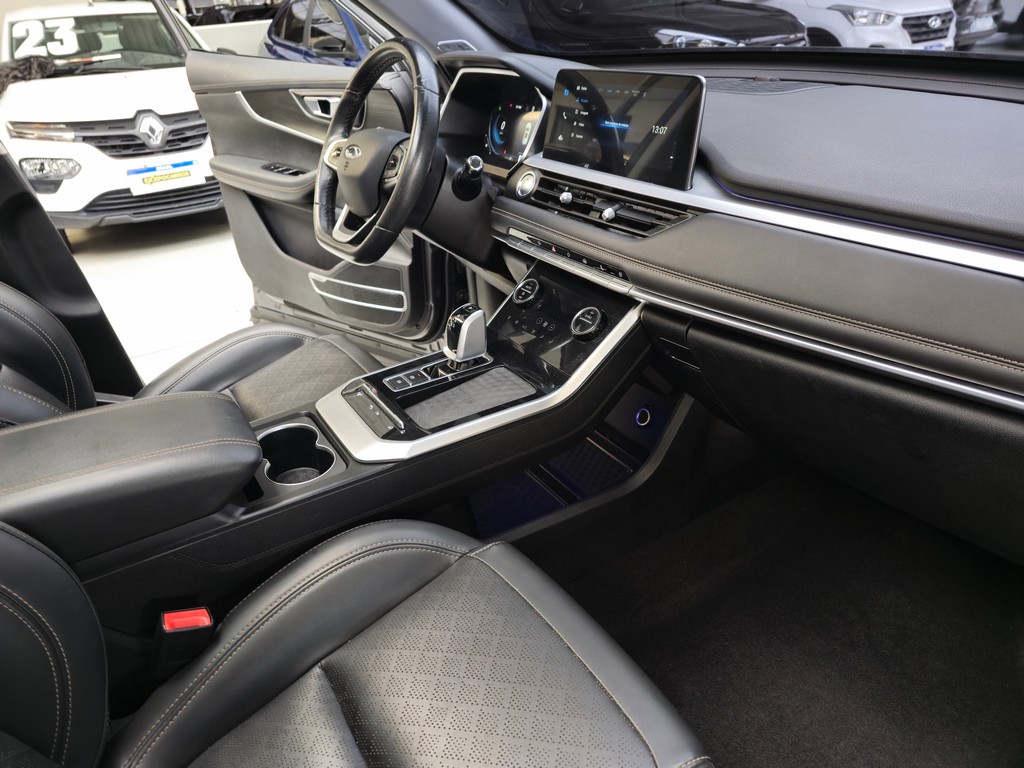 Chery Tiggo 8 Cinza