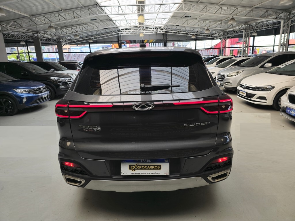 Chery Tiggo 8 Cinza