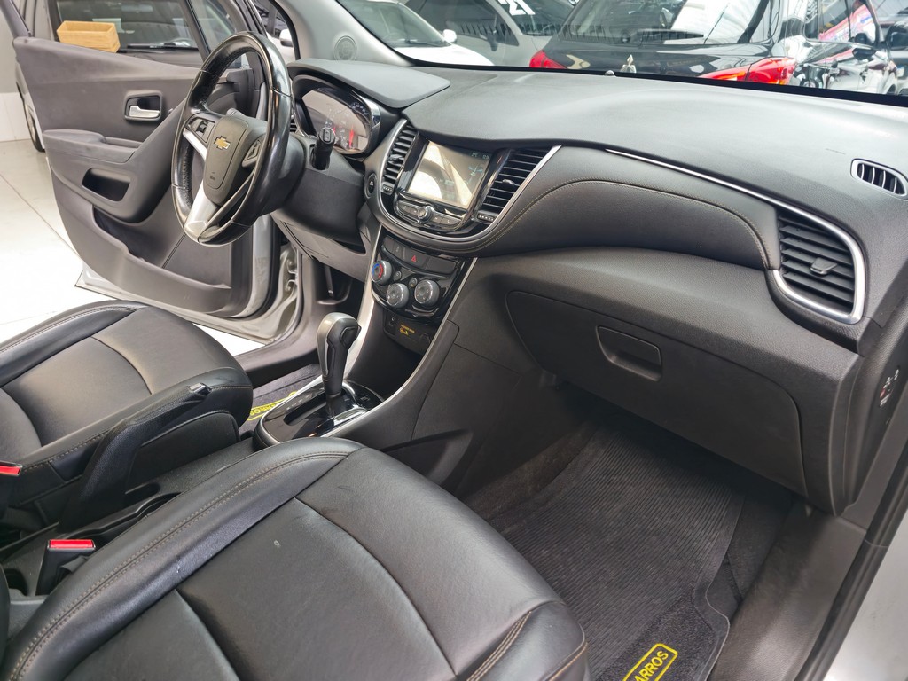 Chevrolet Tracker Prata