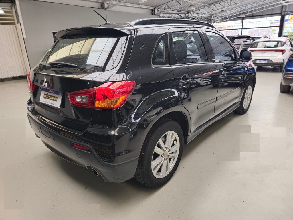 Mitsubishi ASX Preto