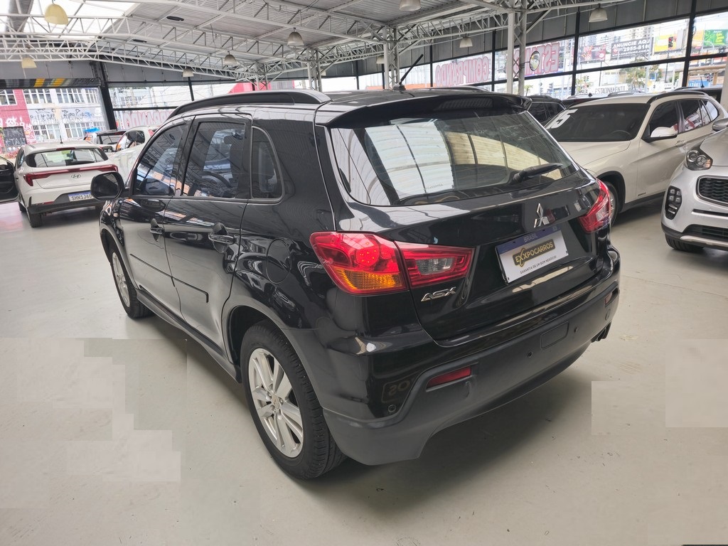 Mitsubishi ASX Preto