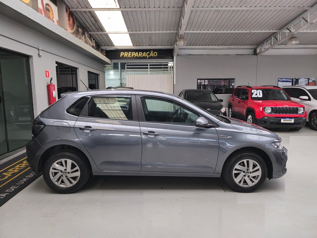 Volkswagen Polo Cinza