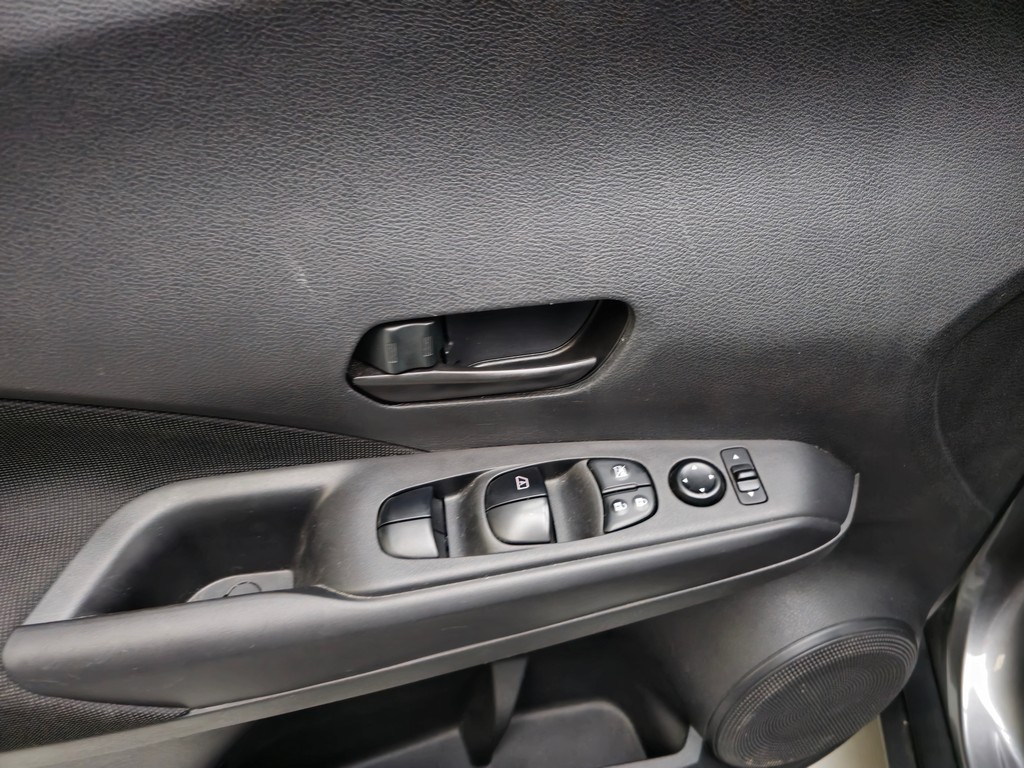 Nissan Kicks Cinza