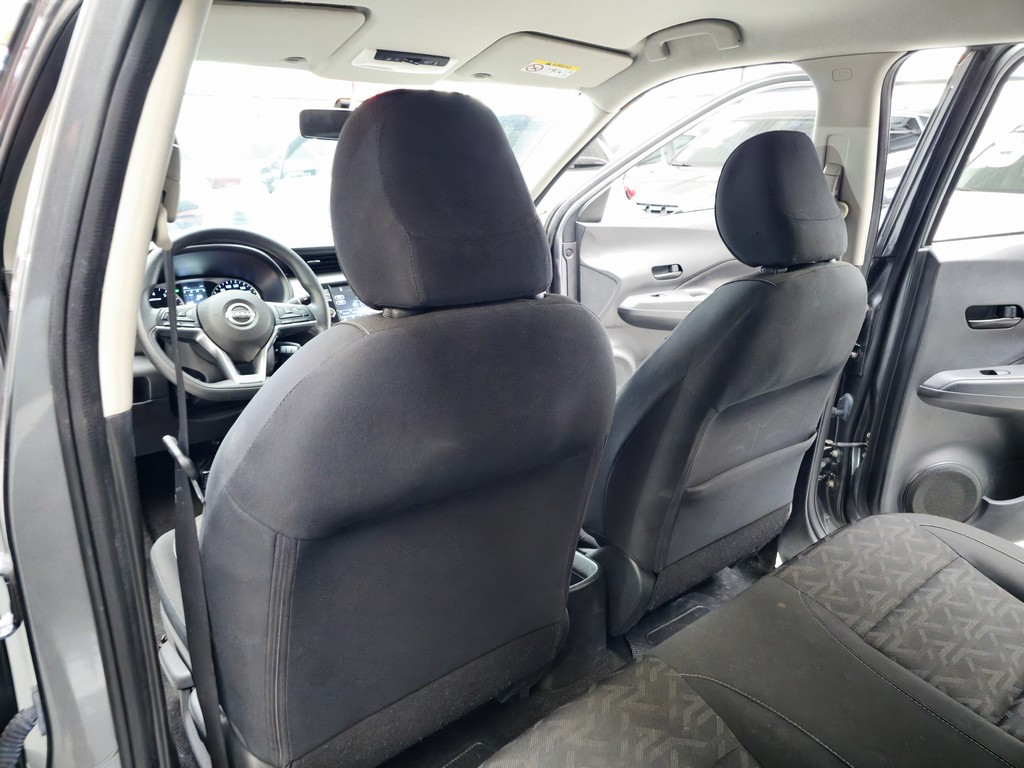 Nissan Kicks Cinza