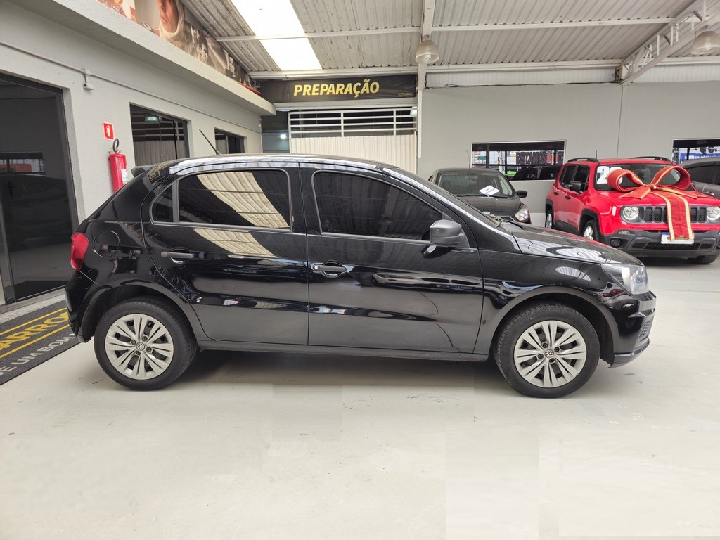 Volkswagen Gol Preto