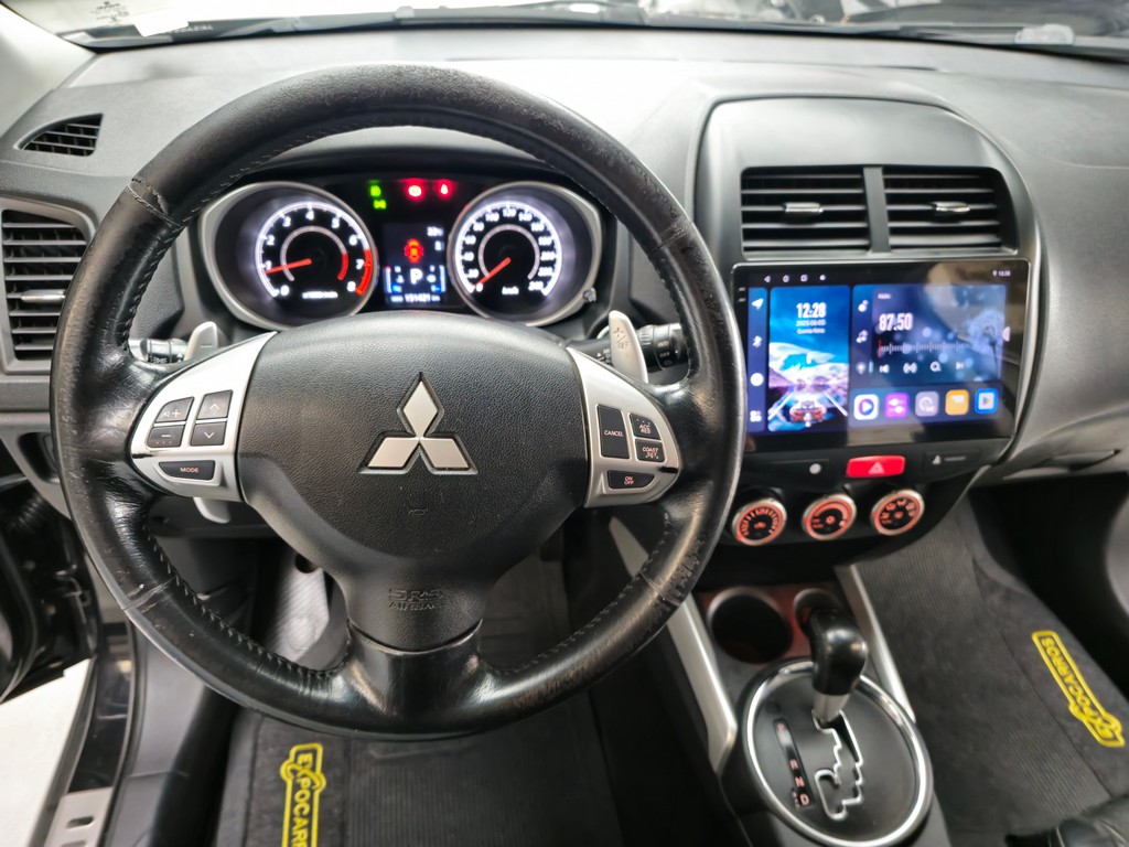 Mitsubishi ASX Preto