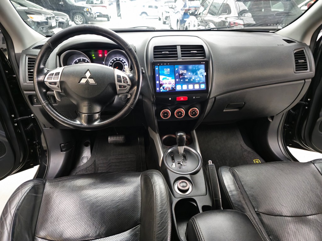 Mitsubishi ASX Preto