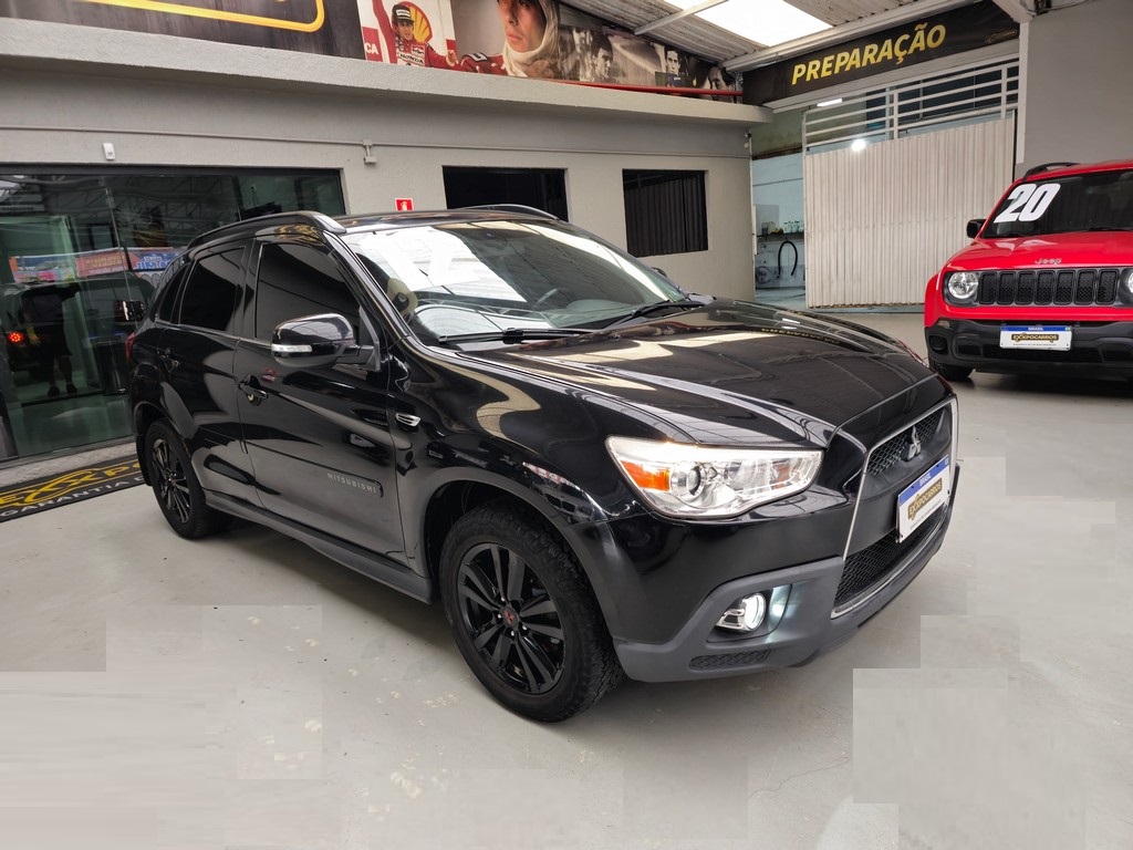 Mitsubishi ASX Preto